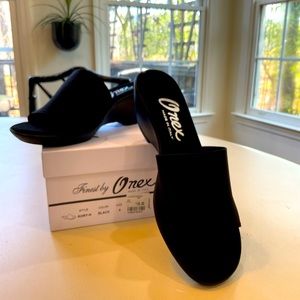 Onex new  with box  black sandles size 9